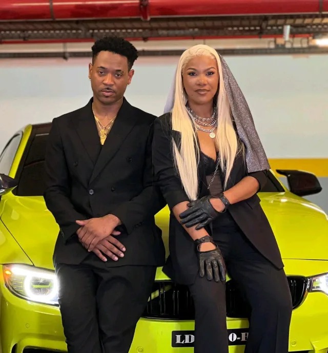 Yola Araújo - Blessed (Feat. Deezy)